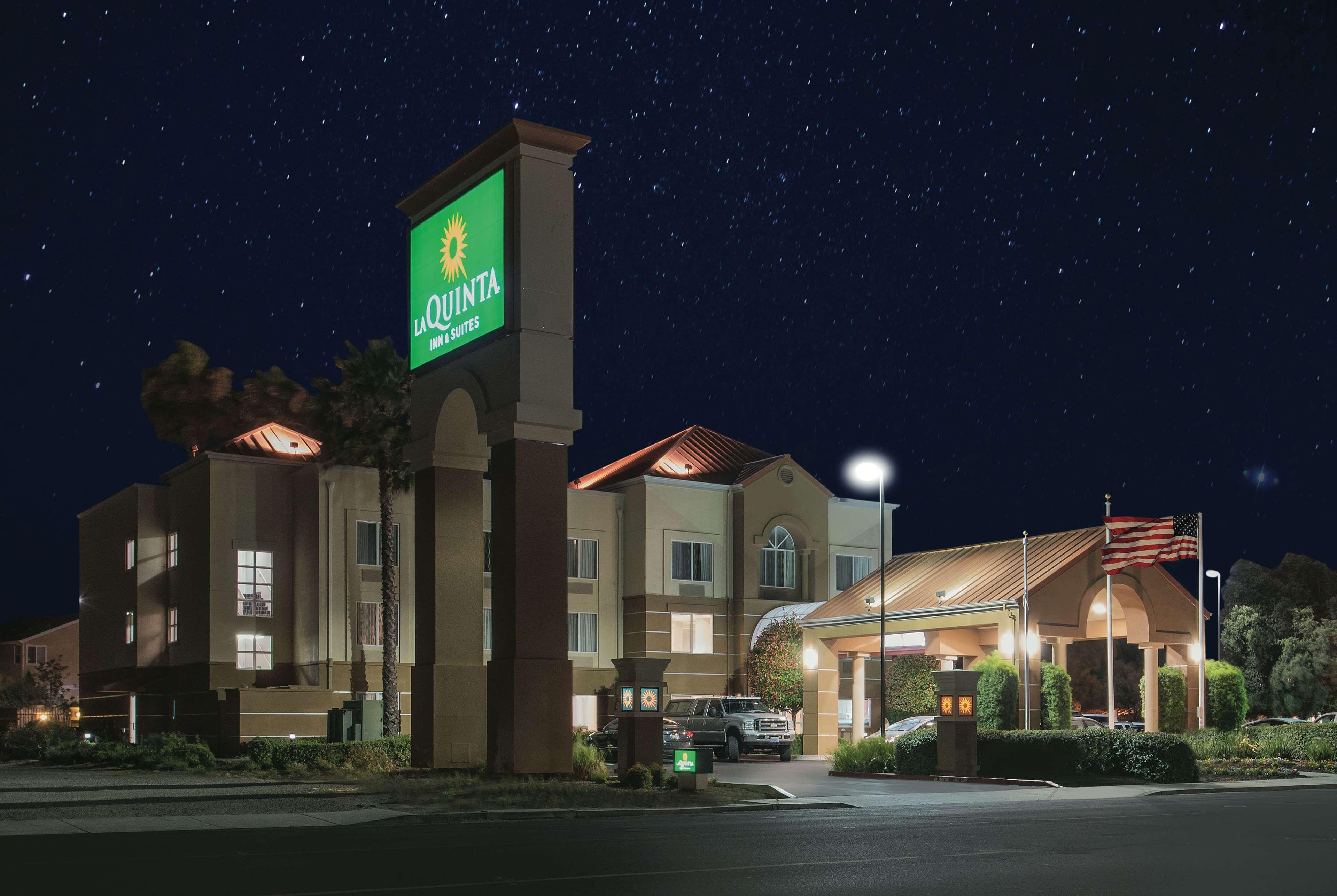 La Quinta By Wyndham Fairfield - Napa Valley Exterior photo